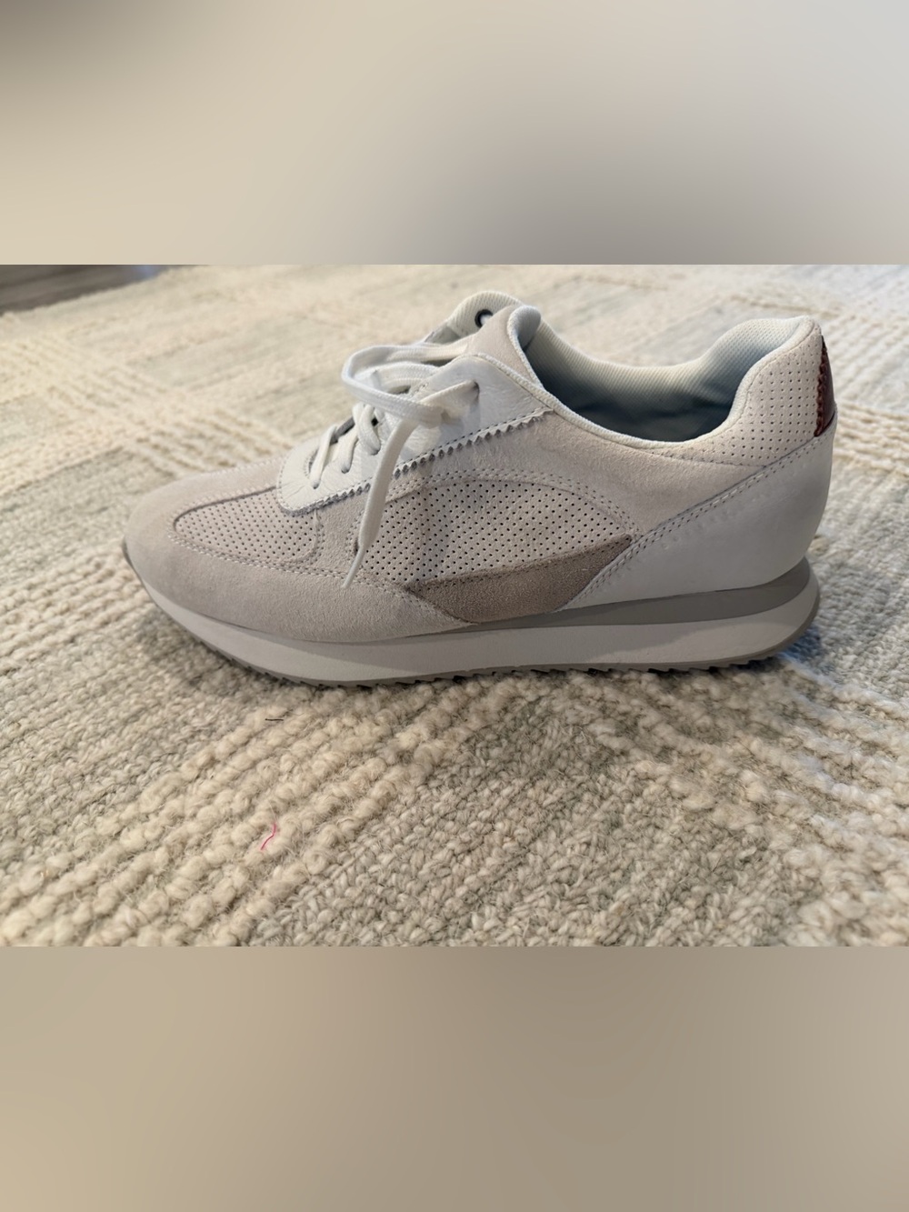 Men's Johnson and Murphy Lace-Up  Sneaker in Off White + Light Gray